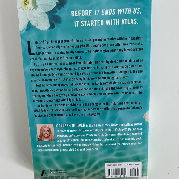 Colleen Hoover Book Bundle – It Ends With Us & It Starts With Us - Picture 2 of 3